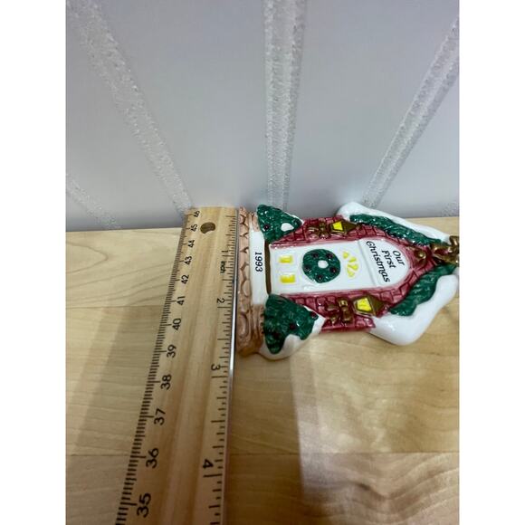 Fitz & Floyd Our 1st Xmas "Xmas at our House" 1st Edition 1993 Ornament with Box - Picture 7 of 7